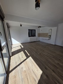 Garsonieră în imobil nou, Sinaia