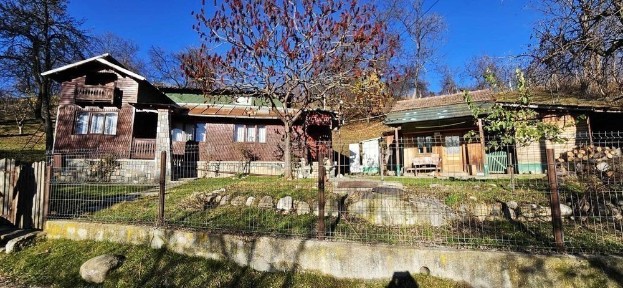 Casa gospodarului, înconjurată de natură, Comarnic