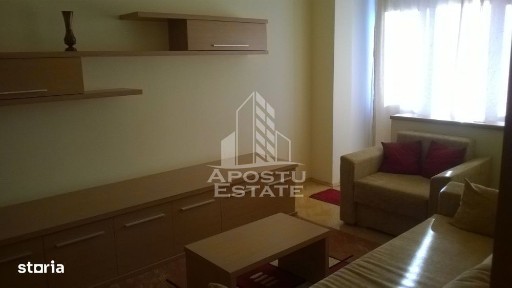 Apartament cu 3 camere Decomandat Bv. Cetatii