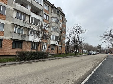 Apartament 3 camere spatiu comercial cabinet medical