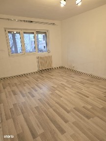 Apartament 3 camere, Decomandat - Centru - Piata Unirii