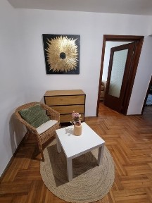 Inchiriez apartament 3 camere Centru