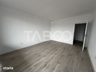 Apartament decomandat de vanzare 52 mpu 2 camere 2 logii loc parcare