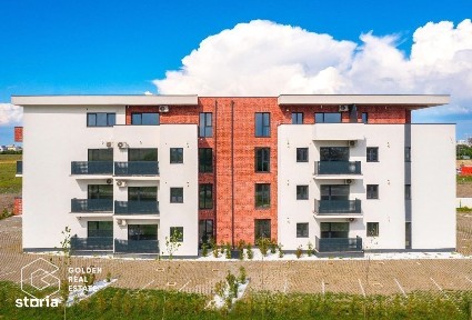 Spațiu de închiriat - 63 mp + balcon 3 mp - Vitrine luminoase