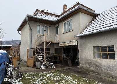 Casa pentru 2 sau mai multe generatii - URVIND