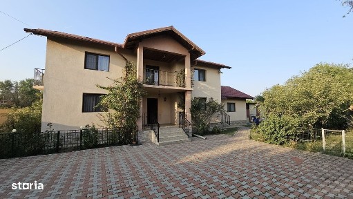 Ologeni, Poienarii Burchii, Prahova