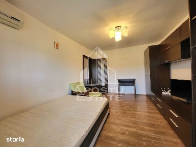 Apartament decomandat cu 1 camera, etaj intermediar, zona Buziasului