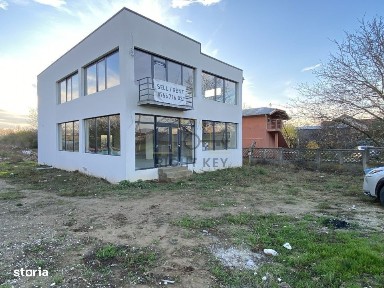 Spatiu comercial stradal P+1, 244 mpu, teren 500mp!Utilitati complete!