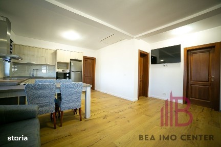 Casă versatilă, ideală atât pentru familie cât și pentru firmă!