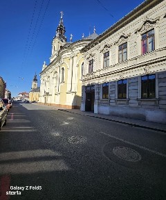Apartament la casă de vânzare - Ultracentral, Piața Unirii, Oradea