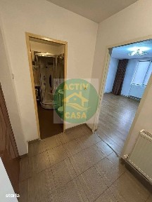 Garsoniera, zona Scoala nr. 8, cf.1, libera