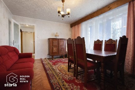 Apartament 3 camere, etaj 3, oras Lipova