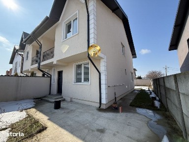 Casa duplex de vanzare - 120 mp utili, teren 250 mp