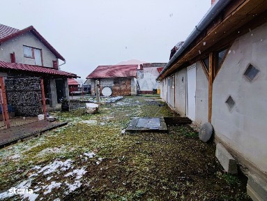 Casă / Vilă cu 3 camere de vânzare în zona Sud