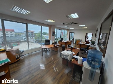 Spațiu comercial de închiriat, 200 mp, parcare, deschidere DN2