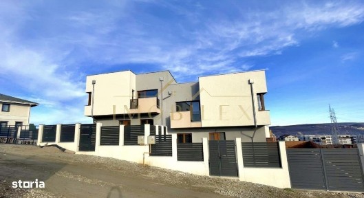 Casa tip duplex, 140mp, 4 camere, 3 bai, zona Vivo