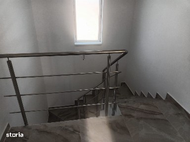 FARA COMISIOANE casa cu 4 camere 2 bai P+1 terasa camera teh la cheie