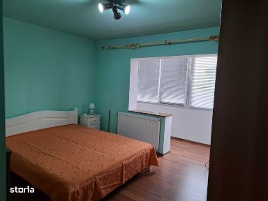 Vand apartament in zona Bucovina