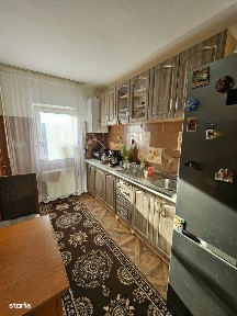 Apartament 4 camere, 78 mp, 2 bai, 2 balcoane - zona linistita, str.