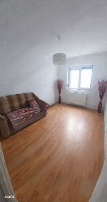 Apartament 3 camere decomandate - etaj 2 - Micro 21, Galați