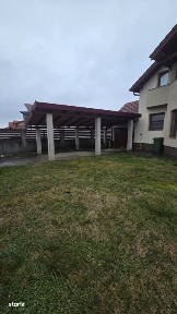 Casa P+M la intrare in Martinesti
