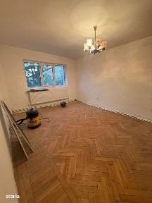 Apartament trei camere - parter - 72mp - Școala nr. 9