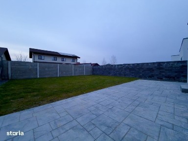 Duplex 4 camere, despartit prin dressing, 93mp, 360 mp teren in Urseni