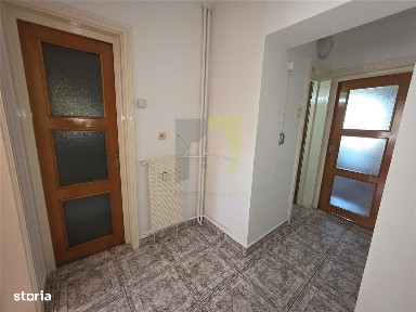 Apartament ecomandat cu 3 camere langa Teatrul National