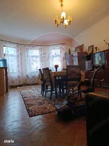 APARTAMENT 3 camere, Etaj 1, Str. Lunga nr 22, Brasov