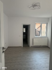 Campina - casa renovată - 850 Euro/Luna