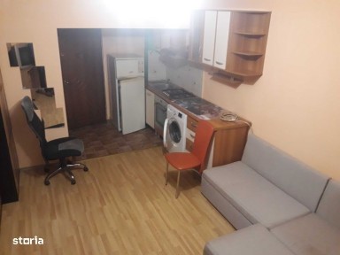 Garsoniera de inchiriat in zona Cet.