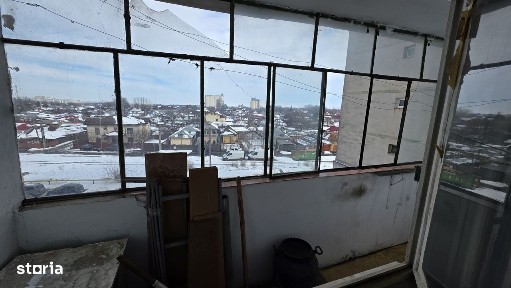 Vand ap cu 4 camere zona 10 Nievele