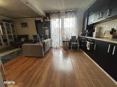 Apartament 3 camere de vanzare in Floresti