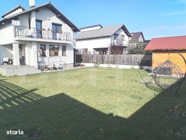 Casa cu etaj in Sanpetru - 113 mp utili, teren 500 mp, panouri solar