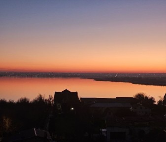 Apartament Finalizate Mamaia Nord 100 metri de lac