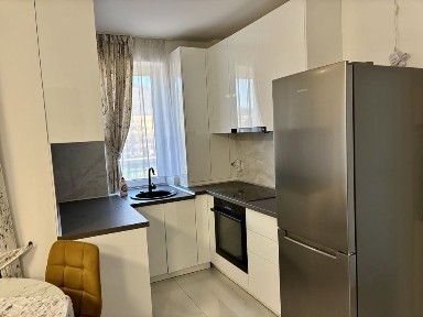 Apartament 3 camere, George Cosbuc