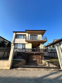 Inchiriez vila Prelungirea Ghencea