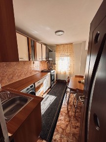 Apartament decomandat de inchiriat