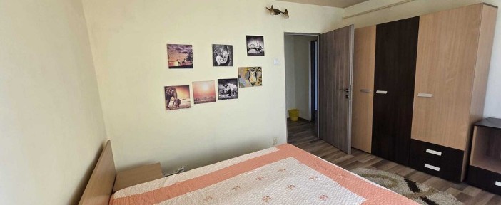 Inchiriez apartament Rovine renovat centrala termica aer conditionat