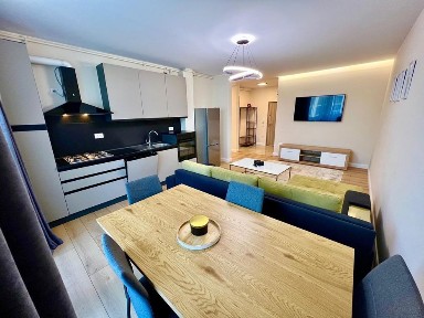 Inchiriez apartament 2 camere