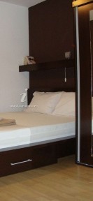 Vilă, pensiune mobilată,utilată. Lângă plajă. 11 camere.Negociabil direct PROPRIETAR.