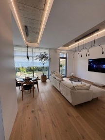 Bucuresti - Ilfov, Voluntari