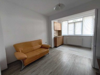 Apartament cu o camera de 50 mp si loc de parcare inclus in pret
