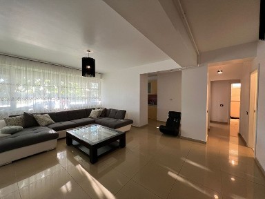 Proprietar vand apartament Mamaia Summerland