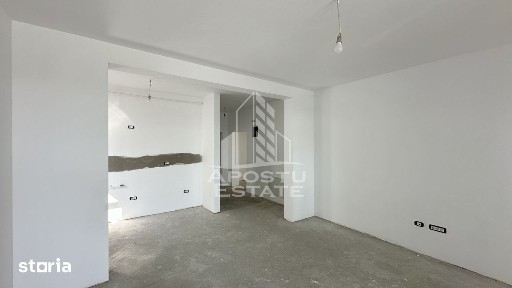Apartamente de vanzare cu 3 camere si curte, Dumbravita