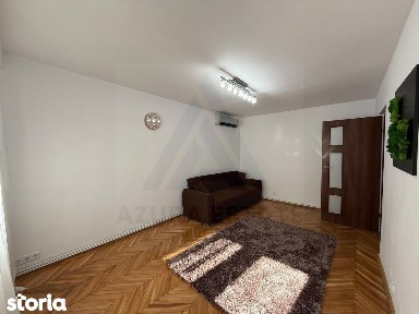 Apartament decomandat cu 4 camere 2 băi și 2 balcoane in Valea Aurie