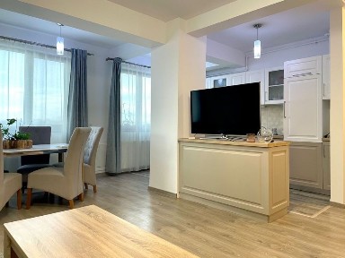 Apartament 2 camere de inchiriat 75 mp - strand - direct propietar