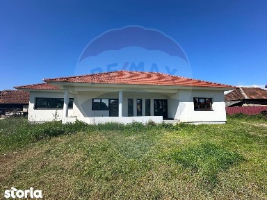 Casă finisata - DE VANZARE in Lapusel