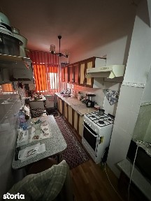 Apartament cu 2 camere de vanzare decomandate, 47 mp, Dealul Florilor