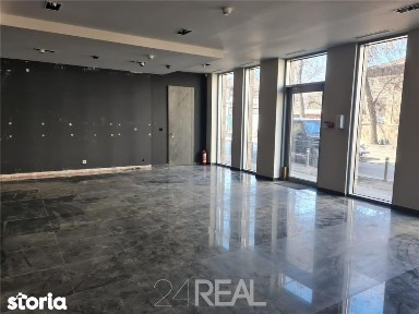 Spatiu comercial Ferdinand - loc parcare - 78 mp - utilitati incluse